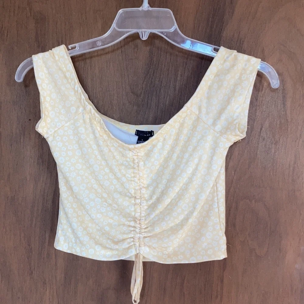 3/$12 Rue21 top Yellow w white floral print cinch front detail boho top casual - Picture 6 of 15